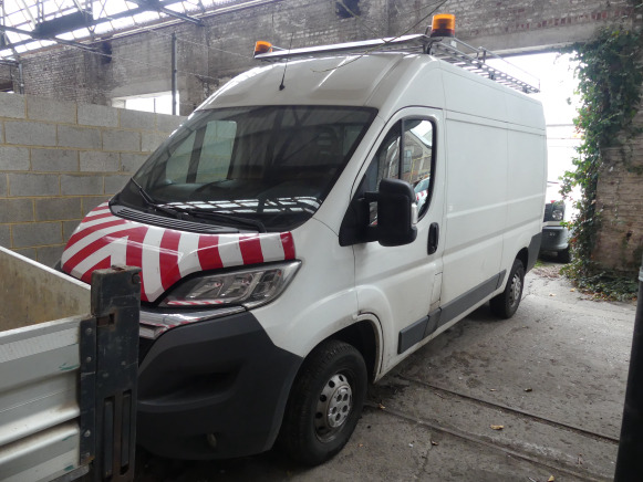 Camionnette Citroën Jumper (2015-147.945 km) - Voiture: photos 1 Camionnette Citroën Jumper (2015-147.945 km) - Voiture: photos 1