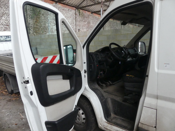 Camionnette Citroën Jumper (2015-147.945 km) - Voiture: photos 5 Camionnette Citroën Jumper (2015-147.945 km) - Voiture: photos 5