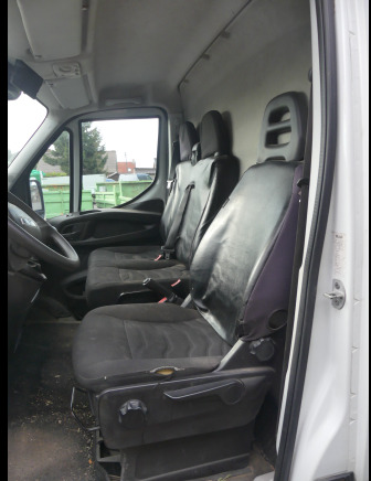 Camionnette Iveco Daily (2016-134.234 km) - Fourgon utilitaire: photos 5 Camionnette Iveco Daily (2016-134.234 km) - Fourgon utilitaire: photos 5