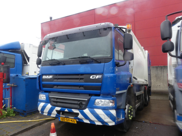REF:BZ-DF-46 - Camion poubelle DAF FAG CF75 (2011-333.637 km) - Benne à ordures ménagères: photos 1 REF:BZ-DF-46 - Camion poubelle DAF FAG CF75 (2011-333.637 km) - Benne à ordures ménagères: photos 1