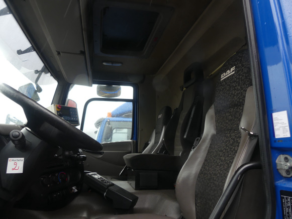 REF:BZ-DF-46 - Camion poubelle DAF FAG CF75 (2011-333.637 km) - Benne à ordures ménagères: photos 4 REF:BZ-DF-46 - Camion poubelle DAF FAG CF75 (2011-333.637 km) - Benne à ordures ménagères: photos 4