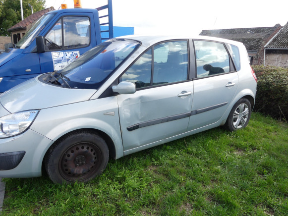 Voiture (saisie sur voirie) Renault Scenic 1.9 DCI - Voiture: photos 2 Voiture (saisie sur voirie) Renault Scenic 1.9 DCI - Voiture: photos 2