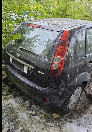 Ford fiesta - Voiture: photos 3 Ford fiesta - Voiture: photos 3