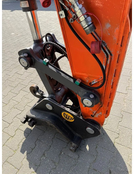 Pelle sur pneus Doosan DX140-5 2018: photos 15
