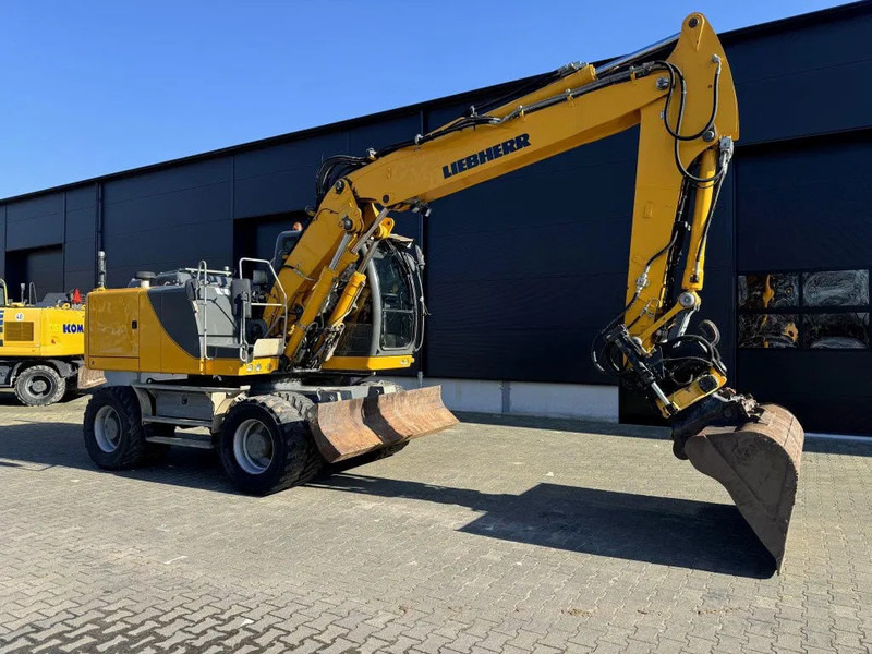 Liebherr A918 Engcon NL MACHINE - Pelle sur pneus: photos 5 Liebherr A918 Engcon NL MACHINE - Pelle sur pneus: photos 5