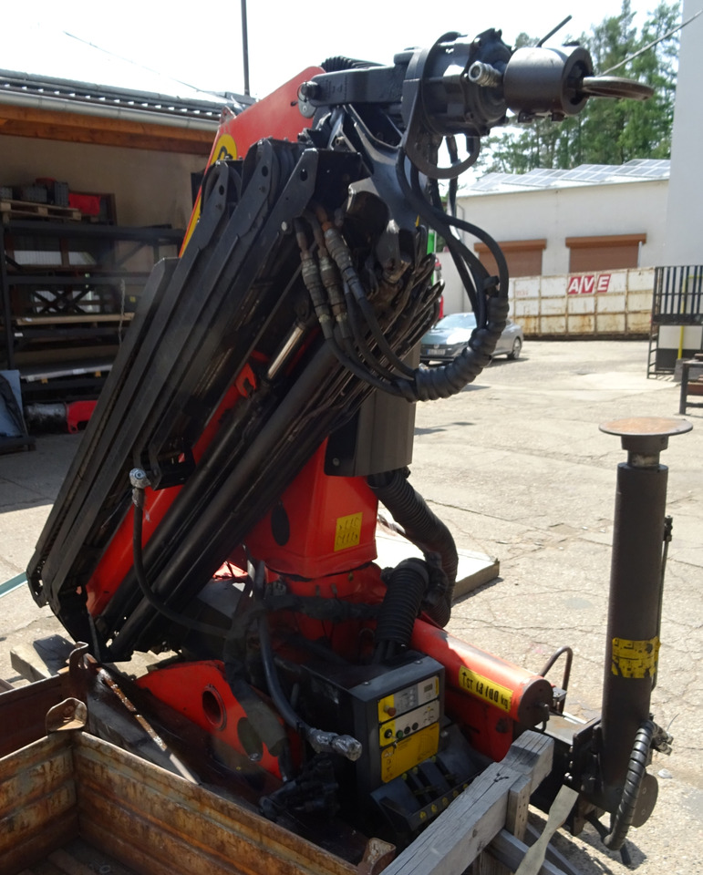 PALFINGER PK 22002-EH D crane - remote control, extra functions, Ladekran, Kran, - Grue auxiliaire: photos 5 PALFINGER PK 22002-EH D crane - remote control, extra functions, Ladekran, Kran, - Grue auxiliaire: photos 5