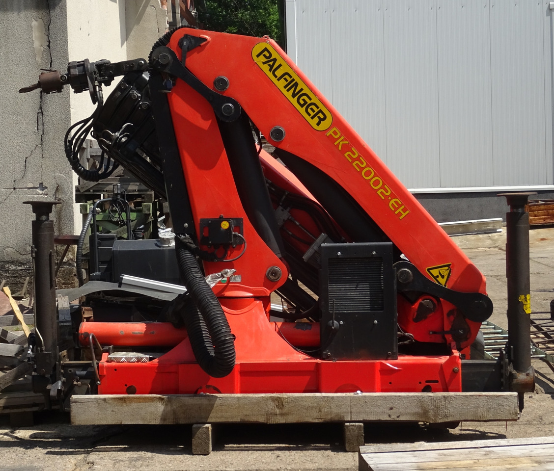 PALFINGER PK 22002-EH D crane - remote control, extra functions, Ladekran, Kran, - Grue auxiliaire: photos 2 PALFINGER PK 22002-EH D crane - remote control, extra functions, Ladekran, Kran, - Grue auxiliaire: photos 2