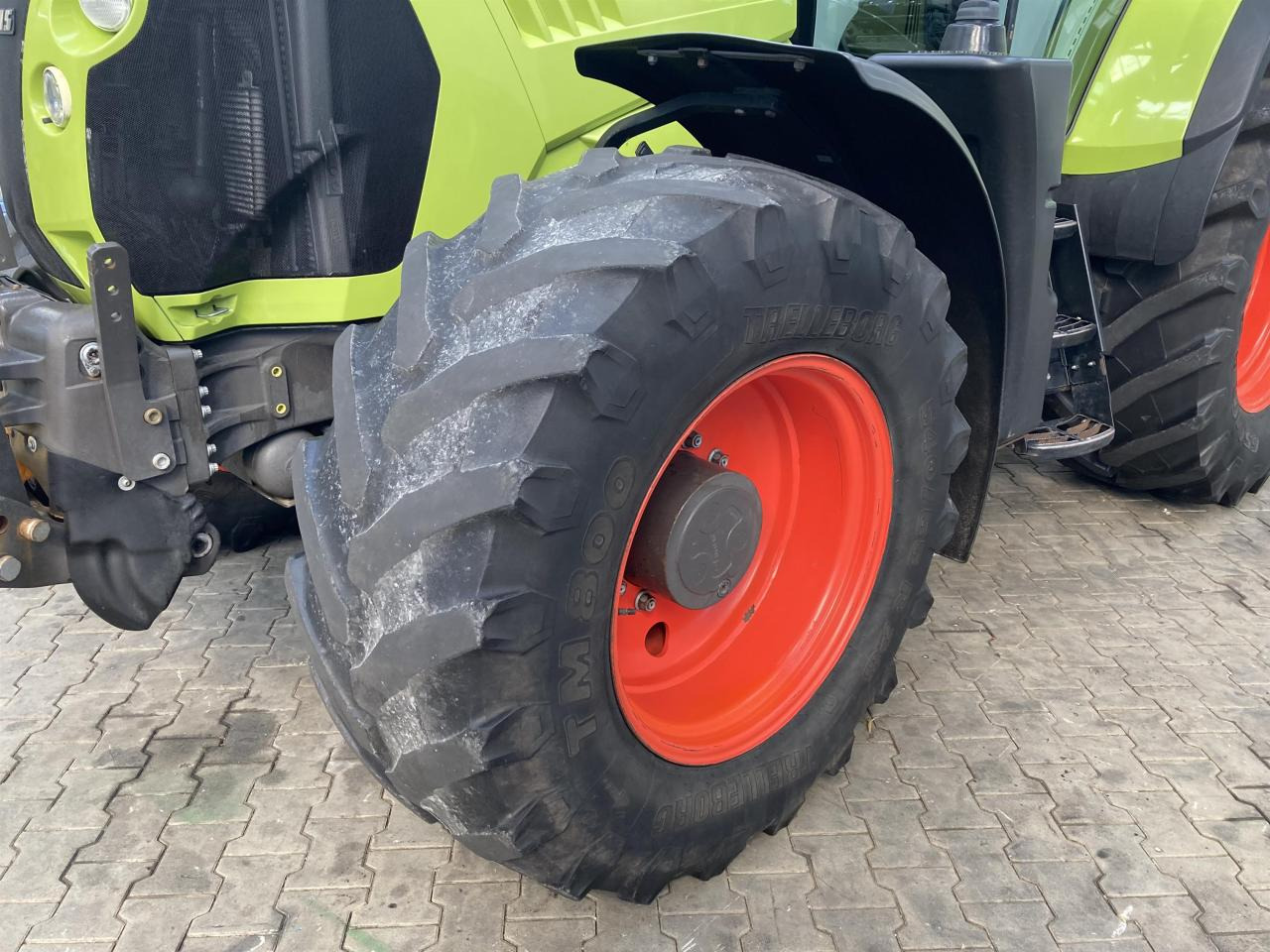 CLAAS Arion 640 - Tracteur agricole: photos 2 CLAAS Arion 640 - Tracteur agricole: photos 2