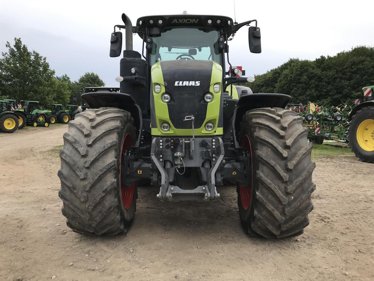 CLAAS Axion 950 - Tracteur agricole: photos 3 CLAAS Axion 950 - Tracteur agricole: photos 3