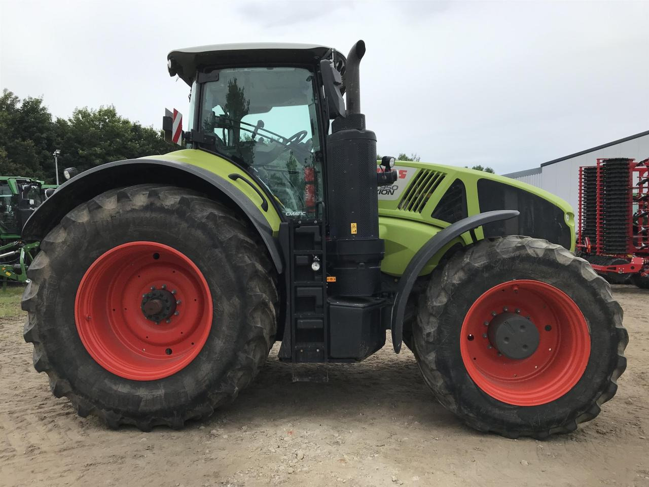 CLAAS Axion 950 - Tracteur agricole: photos 2 CLAAS Axion 950 - Tracteur agricole: photos 2