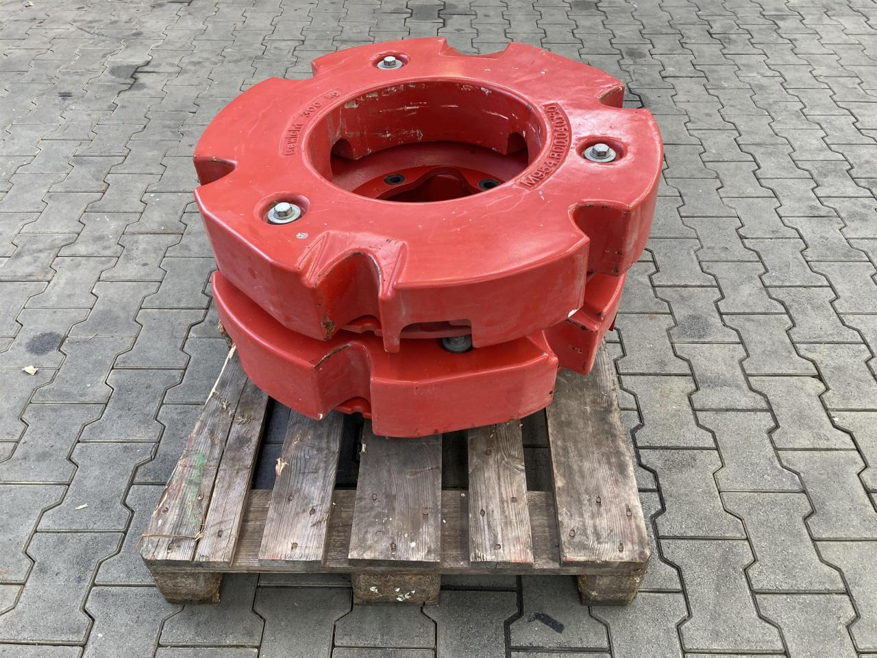 Fendt 2x 300 kg - Contrepoids: photos 2 Fendt 2x 300 kg - Contrepoids: photos 2