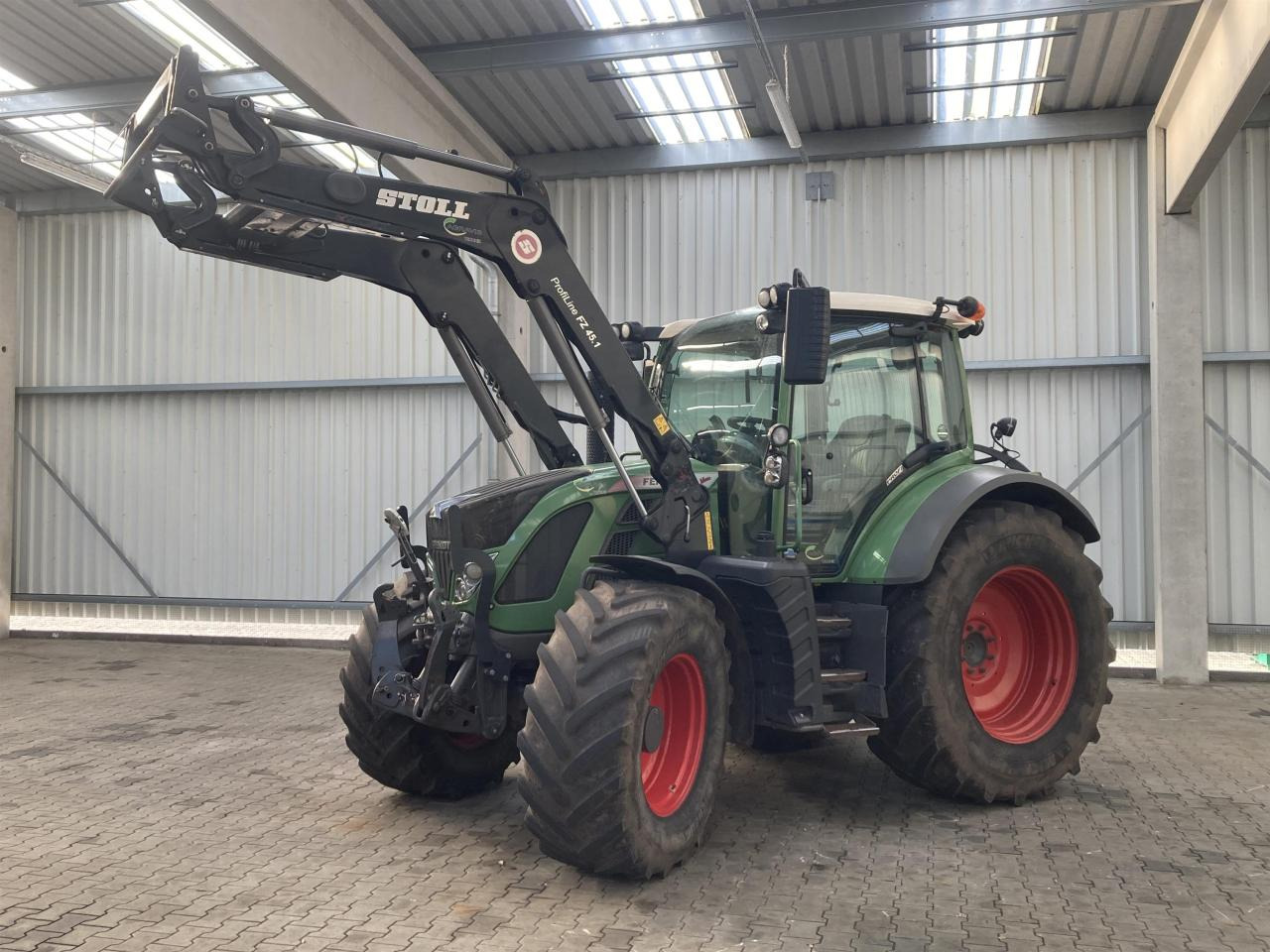 Fendt 516 Vario Profi - Tracteur agricole: photos 1 Fendt 516 Vario Profi - Tracteur agricole: photos 1