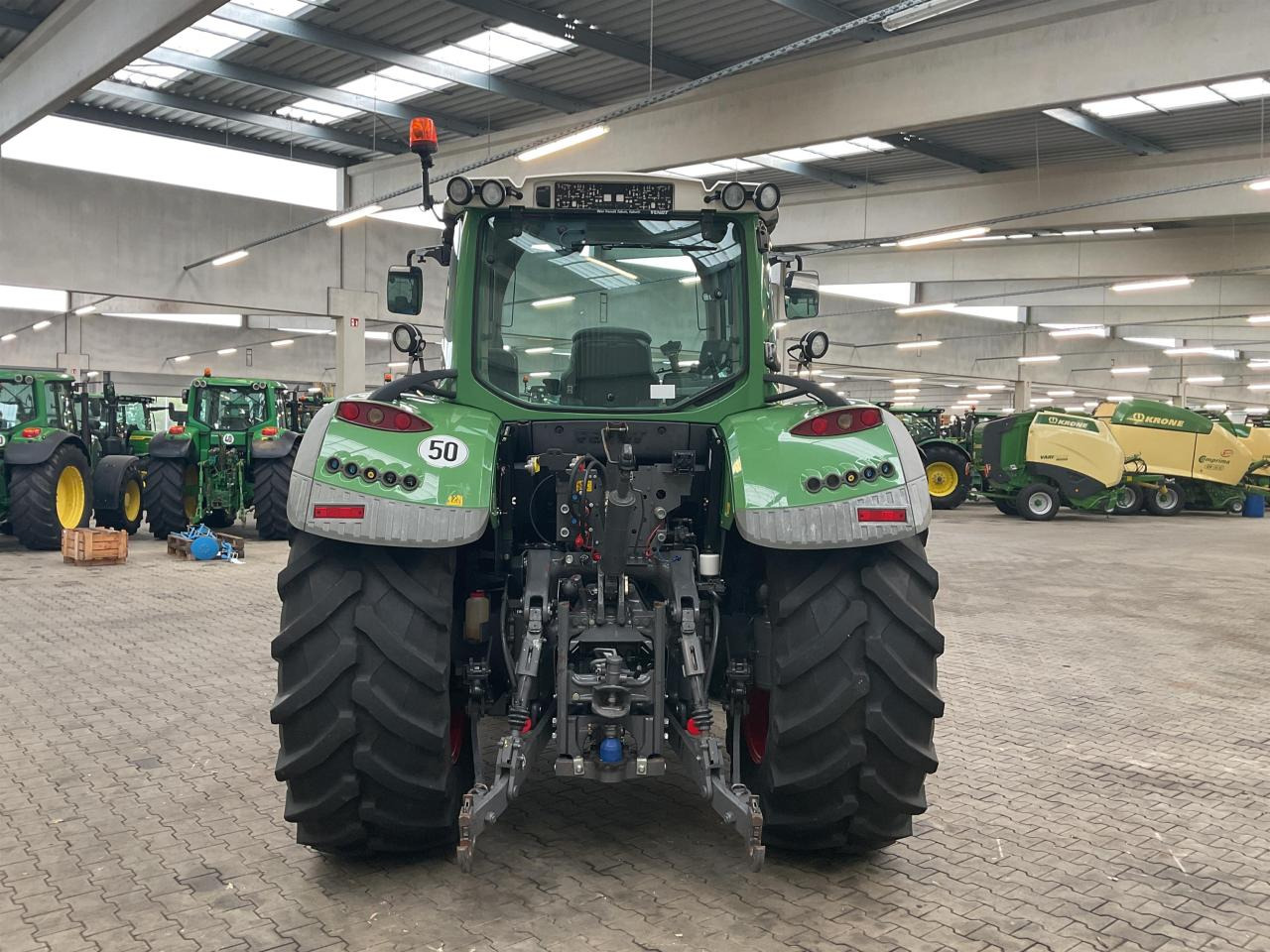 Fendt 718 Vario Profi - Tracteur agricole: photos 5 Fendt 718 Vario Profi - Tracteur agricole: photos 5