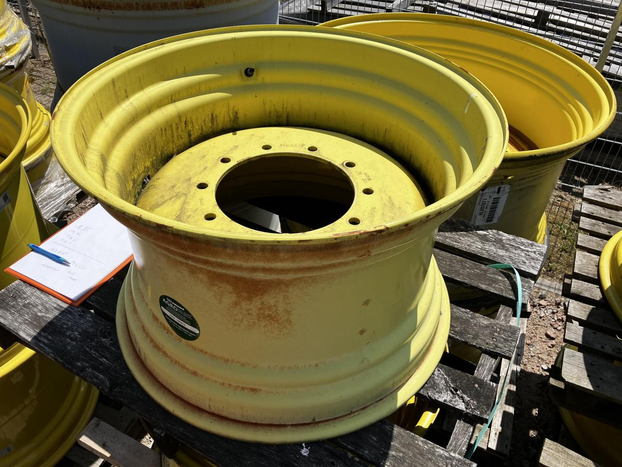 John Deere 18x28 - Pneu pour Machine agricole: photos 3 John Deere 18x28 - Pneu pour Machine agricole: photos 3