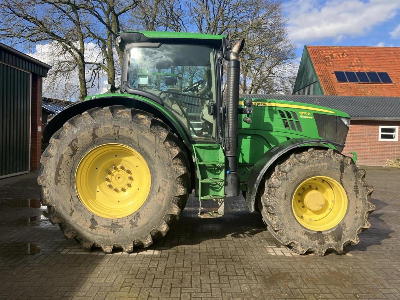 John Deere 6170R - Tracteur agricole: photos 1 John Deere 6170R - Tracteur agricole: photos 1