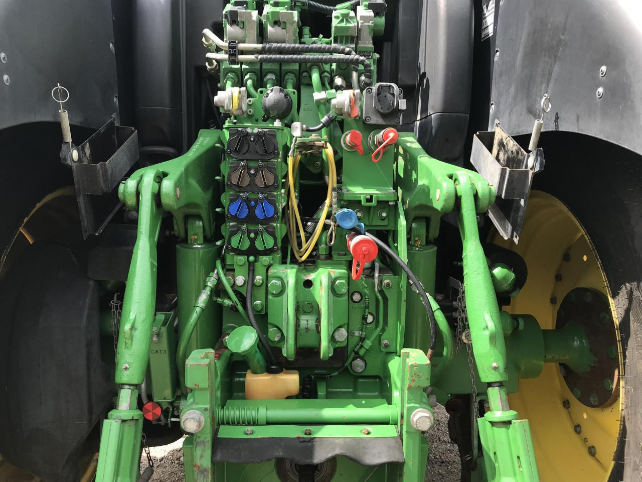 Tracteur agricole John Deere 6215R: photos 6