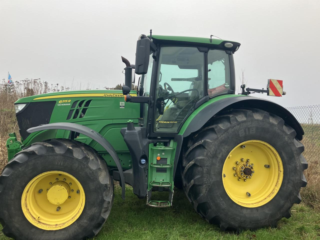 John Deere 6215R - Tracteur agricole: photos 2 John Deere 6215R - Tracteur agricole: photos 2