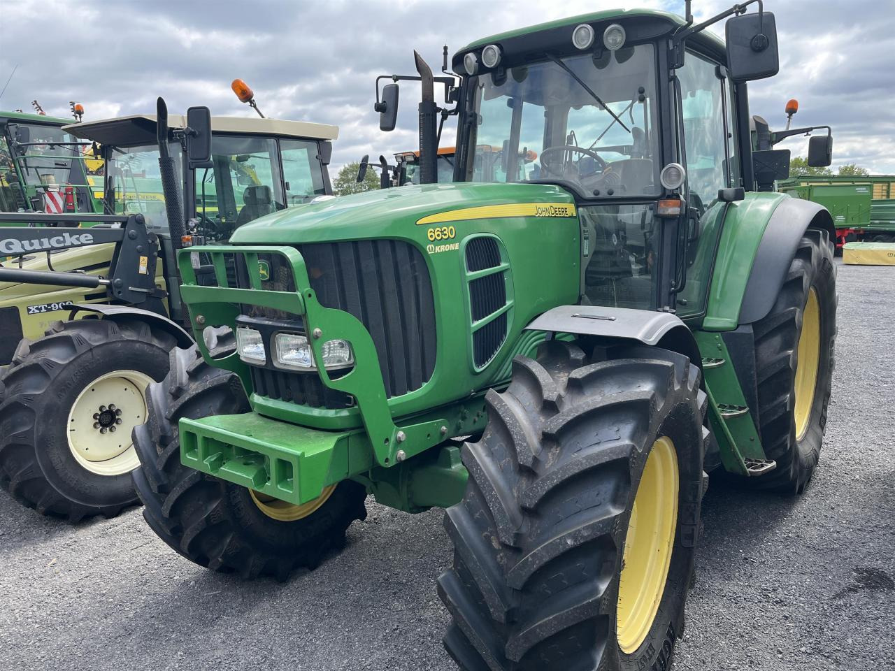 John Deere 6630 Standard Plus - Tracteur agricole: photos 1 John Deere 6630 Standard Plus - Tracteur agricole: photos 1