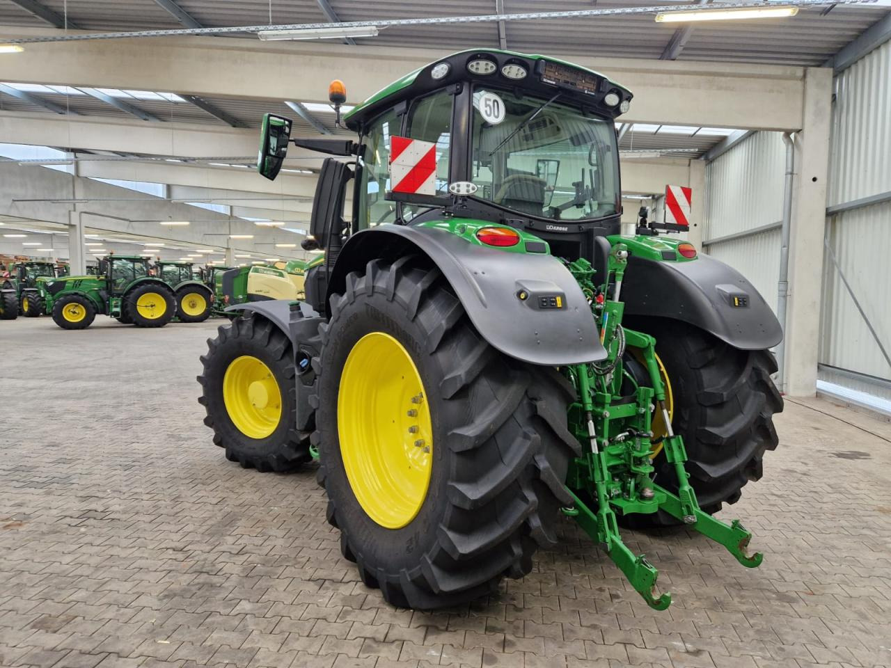 John Deere 6R 250 - Tracteur agricole: photos 3 John Deere 6R 250 - Tracteur agricole: photos 3