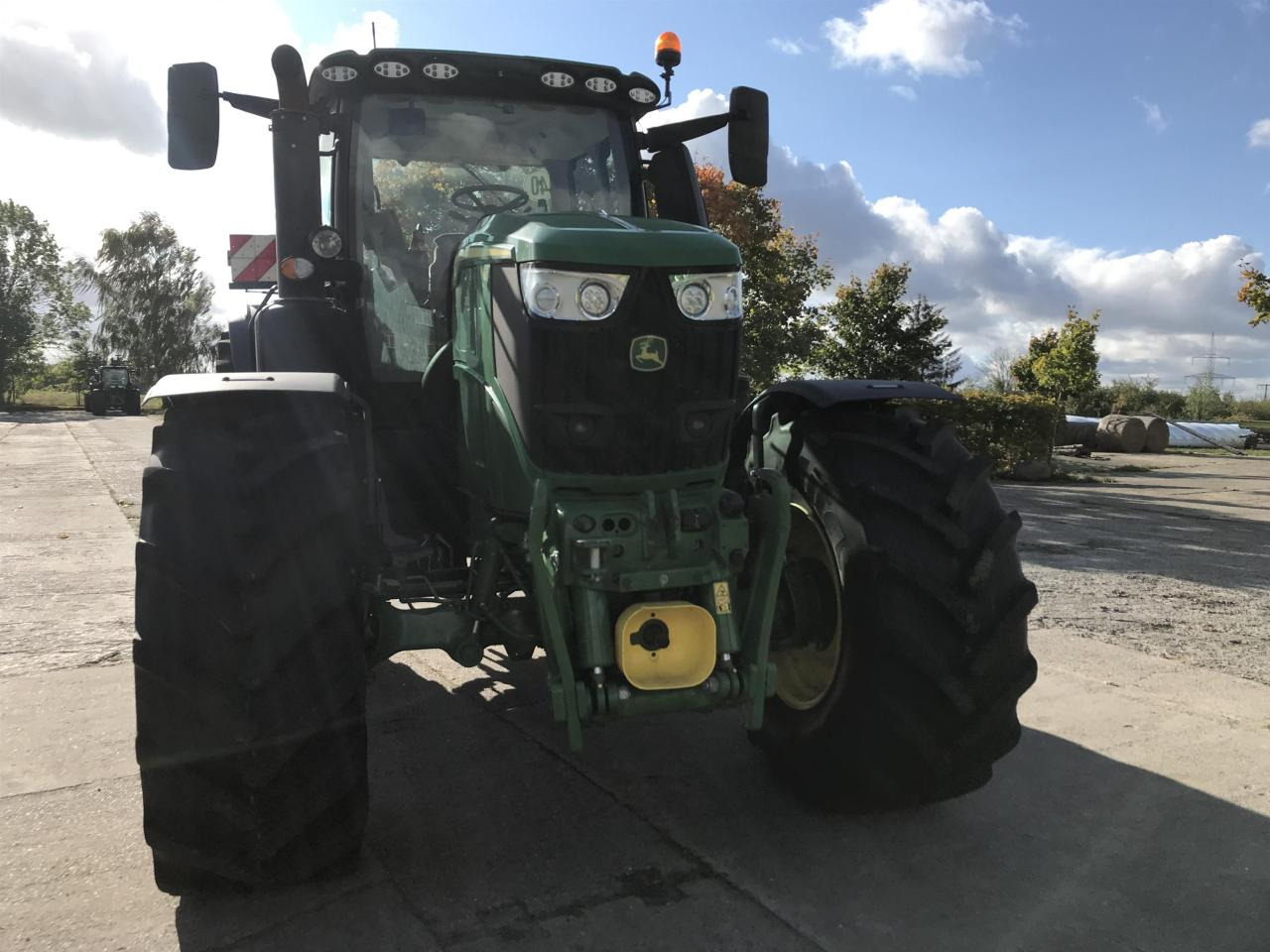John Deere 6R 250 - Tracteur agricole: photos 3 John Deere 6R 250 - Tracteur agricole: photos 3