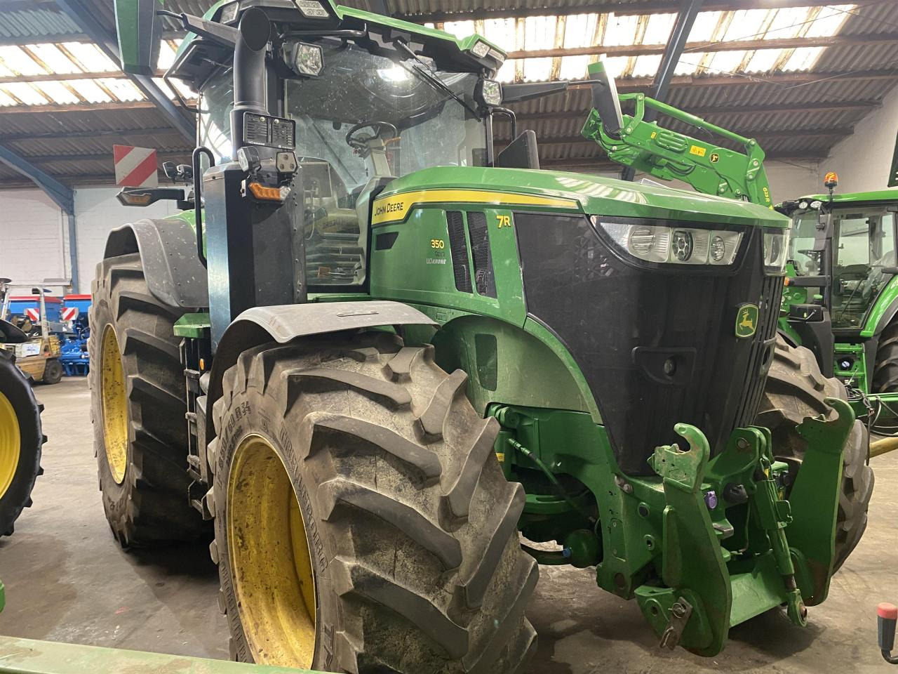 John Deere 7R 350 - Tracteur agricole: photos 1 John Deere 7R 350 - Tracteur agricole: photos 1
