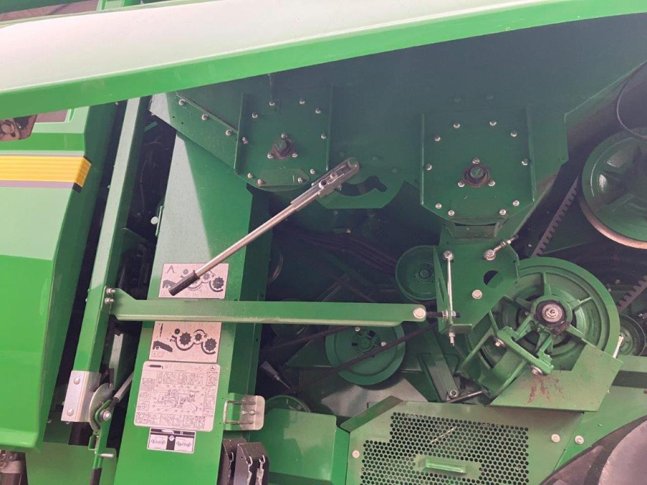 Moissonneuse-batteuse John Deere T560: photos 11 Moissonneuse-batteuse John Deere T560: photos 11