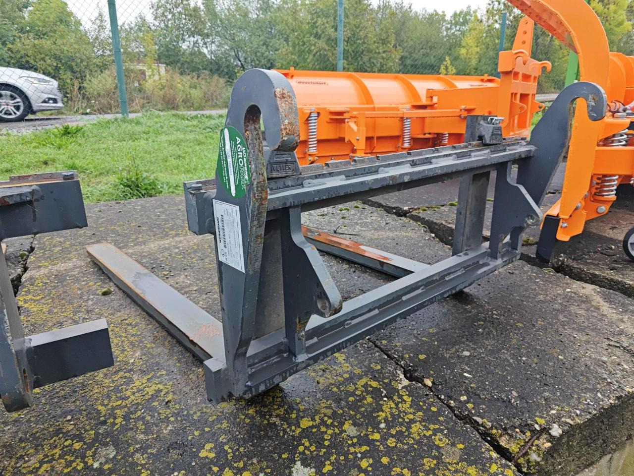 Kramer 1200 mm - Godet: photos 3 Kramer 1200 mm - Godet: photos 3