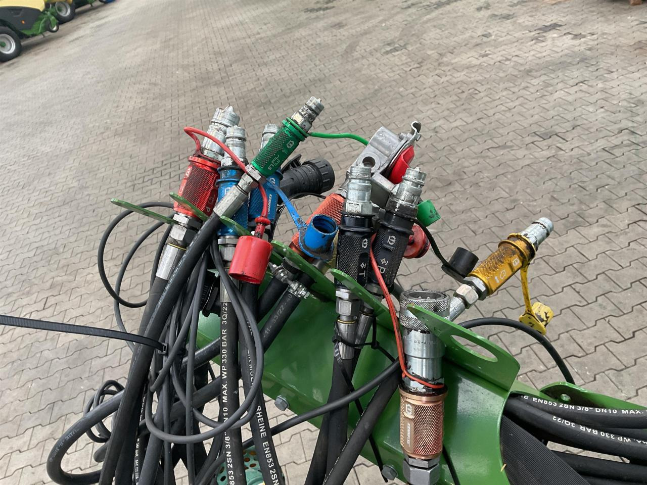 Presse à balles cubiques Krone Big Pack 1270 VC: photos 17