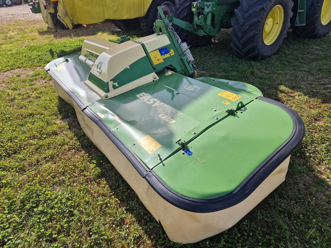 Krone EC F 320 - Faucheuse: photos 2 Krone EC F 320 - Faucheuse: photos 2
