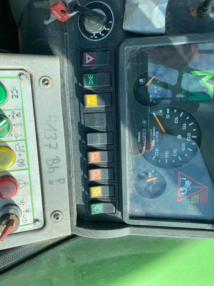 Merlo P 40.9 Plus - Chariot télescopique: photos 4 Merlo P 40.9 Plus - Chariot télescopique: photos 4