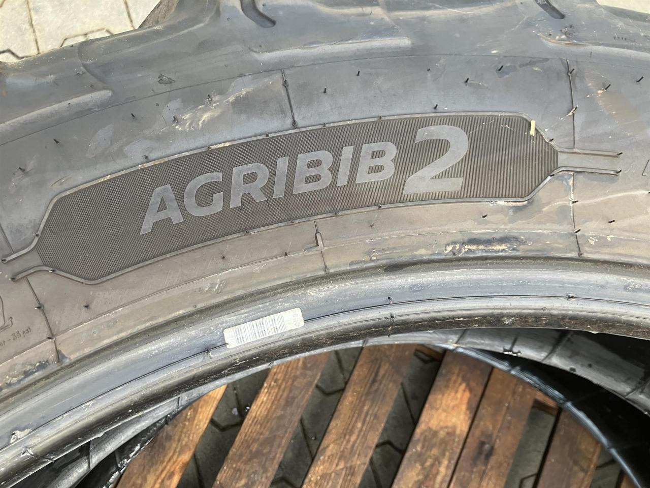 Michelin 320/85R38 - Pneu pour Machine agricole: photos 3 Michelin 320/85R38 - Pneu pour Machine agricole: photos 3