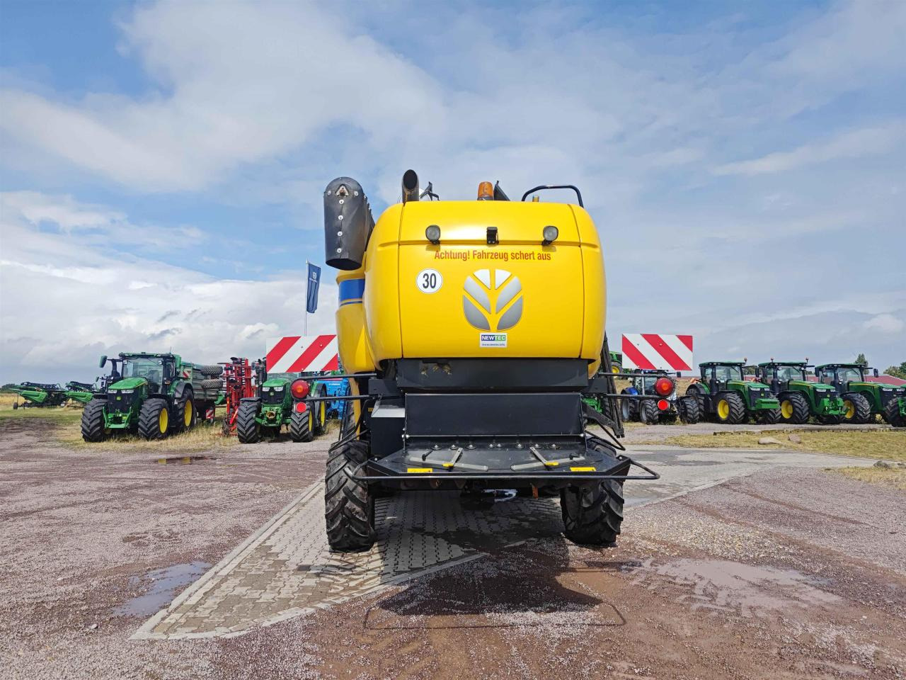 New Holland CX 5.80 - Moissonneuse-batteuse: photos 5 New Holland CX 5.80 - Moissonneuse-batteuse: photos 5