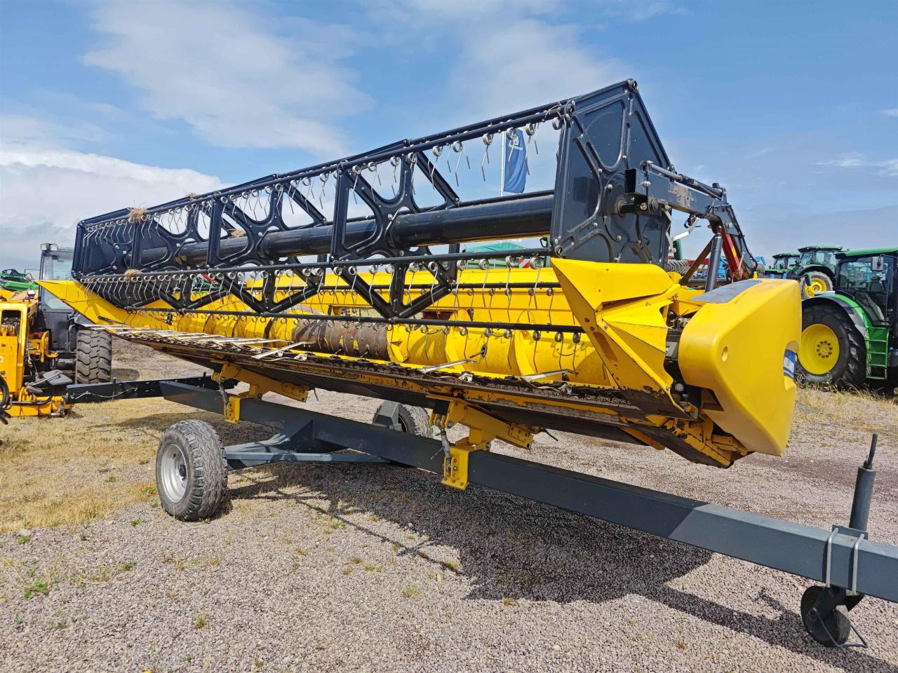 New Holland CX 5.80 - Moissonneuse-batteuse: photos 2 New Holland CX 5.80 - Moissonneuse-batteuse: photos 2