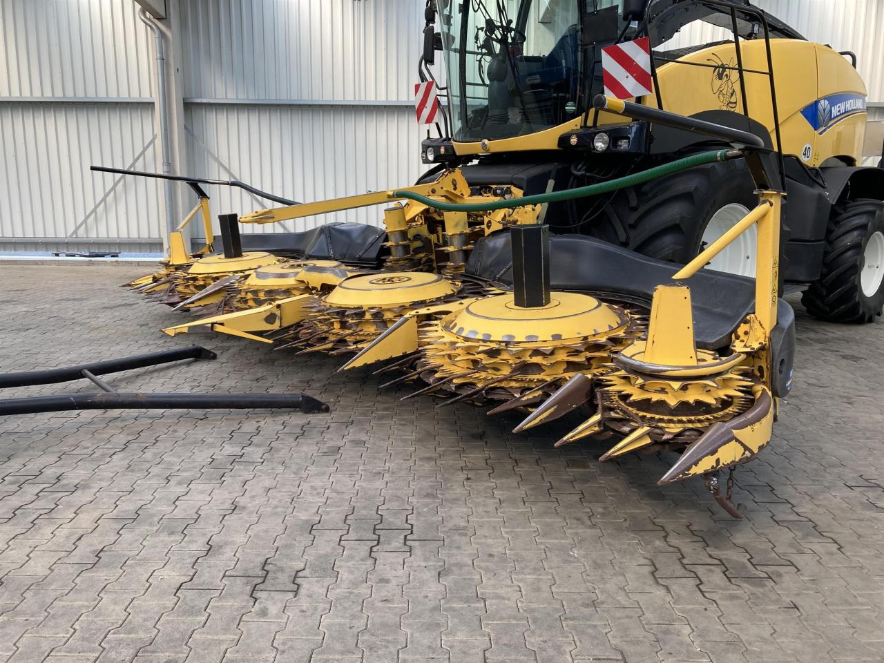 New Holland FR700 - Ensileuse: photos 3 New Holland FR700 - Ensileuse: photos 3