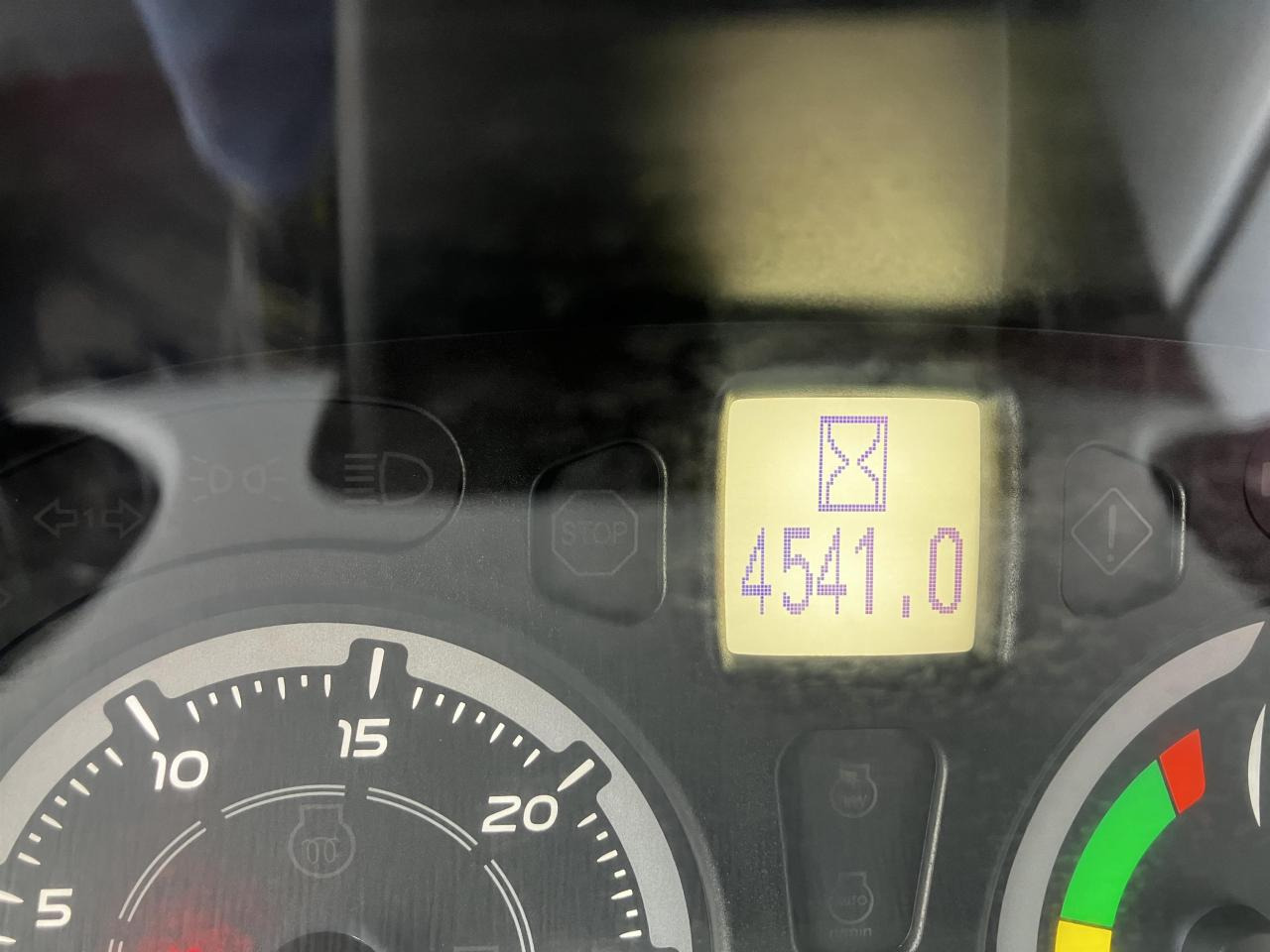 New Holland T7.275 — crédit-bail New Holland T7.275: photos 9