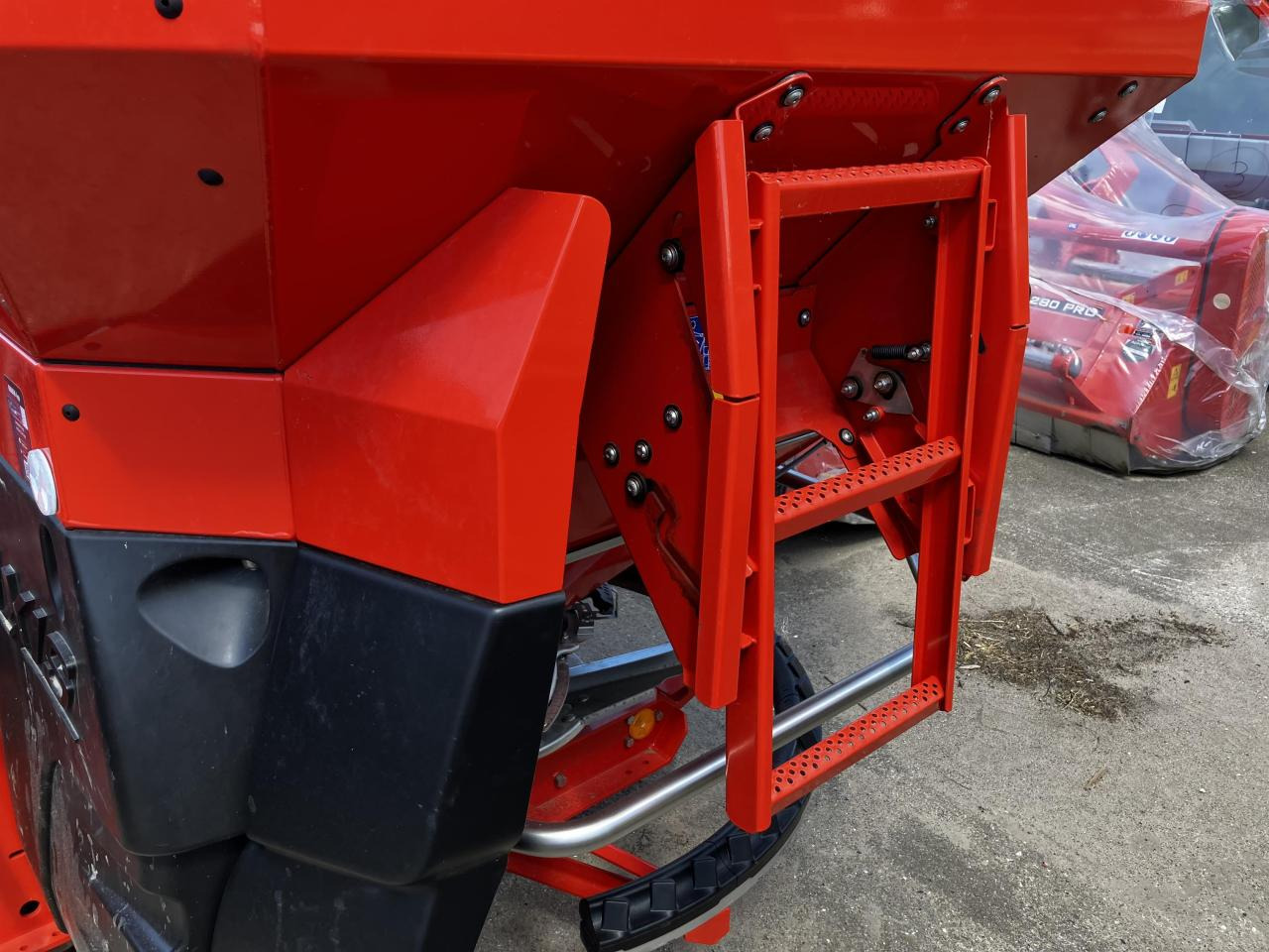 Rauch Axis H 50.2 EMC + W - Distributeur d'engrais: photos 5 Rauch Axis H 50.2 EMC + W - Distributeur d'engrais: photos 5