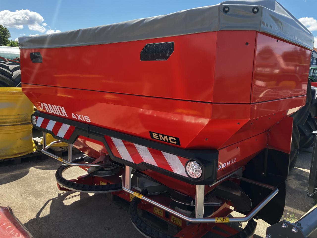 Rauch Axis H 50.2 EMC + W - Distributeur d'engrais: photos 2 Rauch Axis H 50.2 EMC + W - Distributeur d'engrais: photos 2