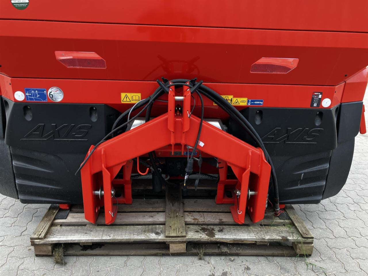 Rauch Axis H 50.2 EMC + W - Distributeur d'engrais: photos 5 Rauch Axis H 50.2 EMC + W - Distributeur d'engrais: photos 5