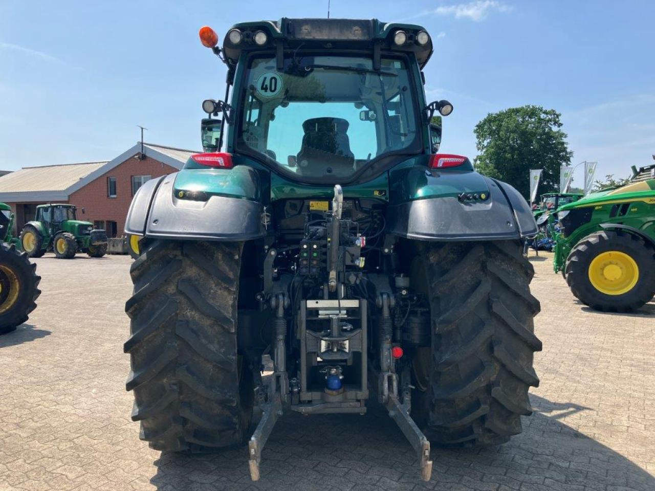 Valtra T154 Active - Tracteur agricole: photos 5 Valtra T154 Active - Tracteur agricole: photos 5