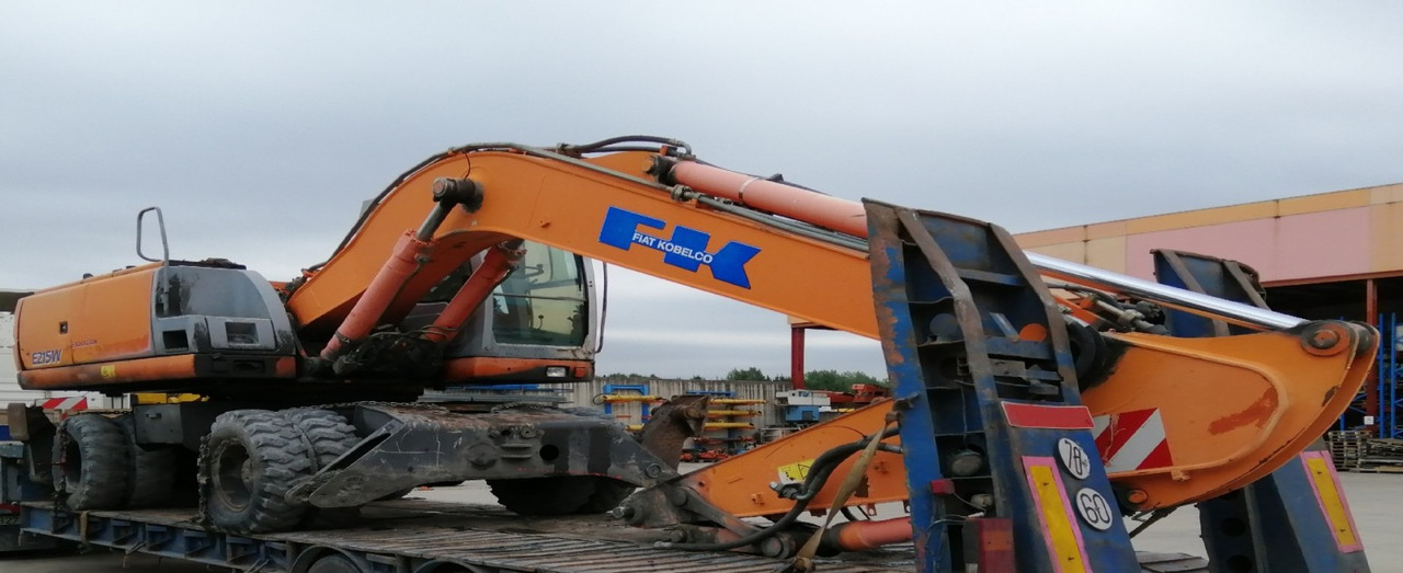 EXCABADORA DE RUEDAS E215W - Pelle sur pneus: photos 2 EXCABADORA DE RUEDAS E215W - Pelle sur pneus: photos 2