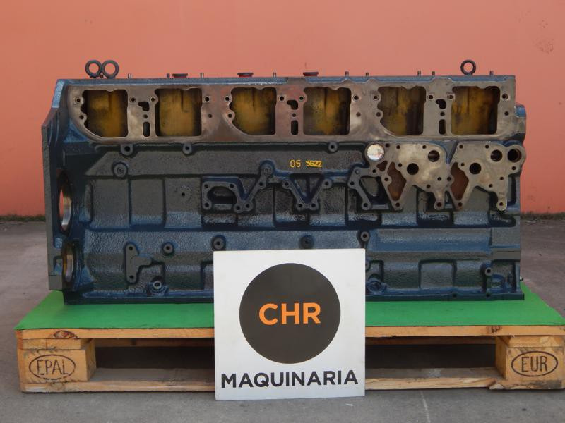 Engine KOMATSU - Moteur pour Engins de chantier: photos 2 Engine KOMATSU - Moteur pour Engins de chantier: photos 2