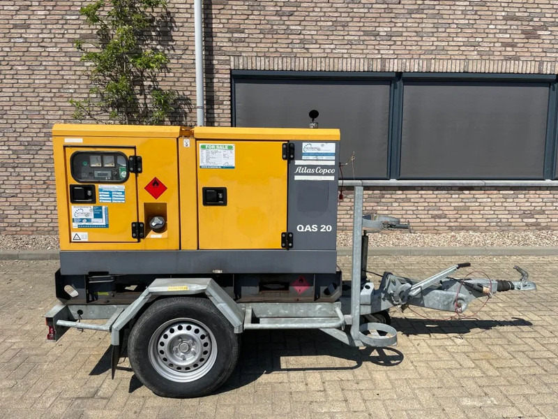 Atlas-Copco QAS 20 Kubota mobiele 20 kVA Silent Rental generatorrset Stage 3A - Groupe électrogène: photos 1 Atlas-Copco QAS 20 Kubota mobiele 20 kVA Silent Rental generatorrset Stage 3A - Groupe électrogène: photos 1