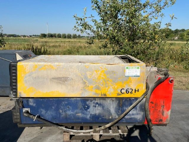 Compair C62HS Deutz 6.2 m3 / min Silent Diesel Schroefcompressor - Compresseur d'air: photos 1 Compair C62HS Deutz 6.2 m3 / min Silent Diesel Schroefcompressor - Compresseur d'air: photos 1