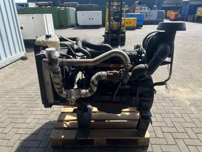Deutz BF4M 1013 Diesel Engine 4 cylinder 102 kW / 137 HP - Moteur pour Matériel de manutention: photos 4 Deutz BF4M 1013 Diesel Engine 4 cylinder 102 kW / 137 HP - Moteur pour Matériel de manutention: photos 4