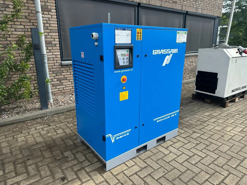 Grassair RLR 30 V9 Rollair 30V 22 kW 3000 L / min 10 Bar Elektrische Schroefcompressor Frequentiegeregeld - Compresseur d'air: photos 2 Grassair RLR 30 V9 Rollair 30V 22 kW 3000 L / min 10 Bar Elektrische Schroefcompressor Frequentiegeregeld - Compresseur d'air: photos 2