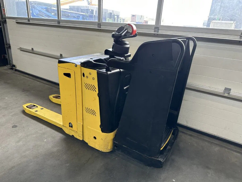Hyster P2.0S FBW 2 ton Pallettruck Meerijder Elektra Palletwagen - Transpalette: photos 4 Hyster P2.0S FBW 2 ton Pallettruck Meerijder Elektra Palletwagen - Transpalette: photos 4