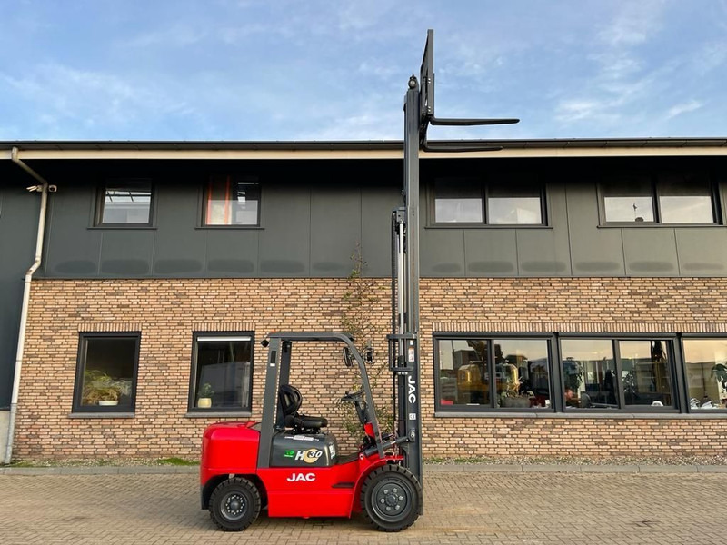 Isuzu JAC CPCD30 3 ton Triplex Freelift Sideshift Diesel Heftruck New ! - Chariot élévateur diesel: photos 4 Isuzu JAC CPCD30 3 ton Triplex Freelift Sideshift Diesel Heftruck New ! - Chariot élévateur diesel: photos 4