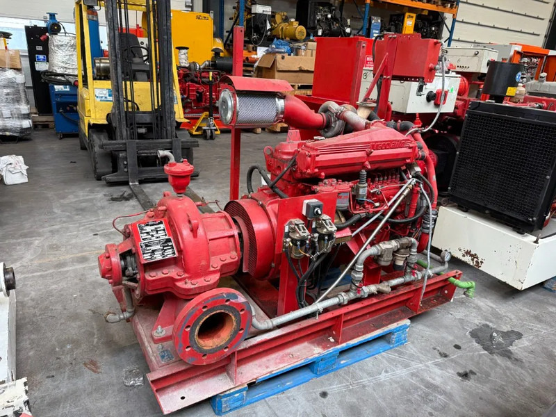 Iveco 8061 SRI 41.00 Armstrong Diesel Waterpomp 454 m3 / h 11 Bar 207 hours ! - Pompe à eau: photos 2 Iveco 8061 SRI 41.00 Armstrong Diesel Waterpomp 454 m3 / h 11 Bar 207 hours ! - Pompe à eau: photos 2