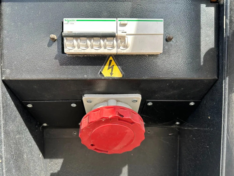 Groupe électrogène Iveco FPT F32 AM1A Leroy Somer 32 kVA Silent generatorset 408 hours !: photos 13 Groupe électrogène Iveco FPT F32 AM1A Leroy Somer 32 kVA Silent generatorset 408 hours !: photos 13