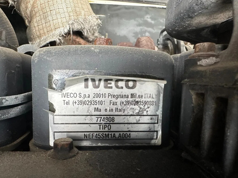 Groupe électrogène Iveco FPT NEF45 SM1A.A004 Stamford 60 kVA Silent Rental generatorset: photos 12